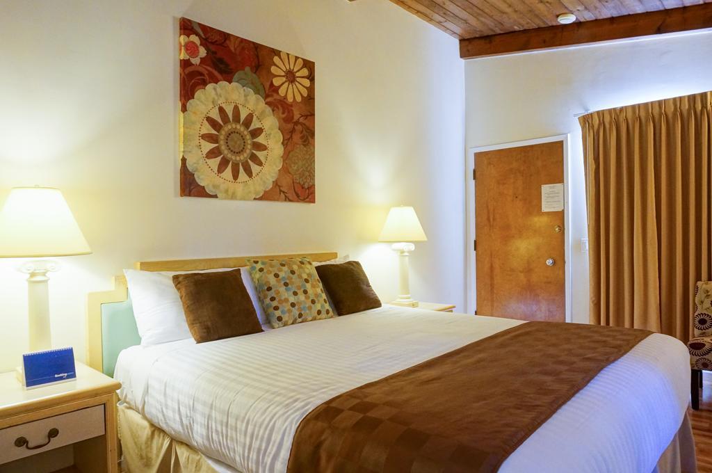 Pacific Crest Hotel Санта Барбара Стая снимка