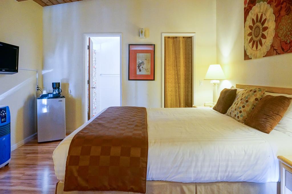 Pacific Crest Hotel Санта Барбара Стая снимка